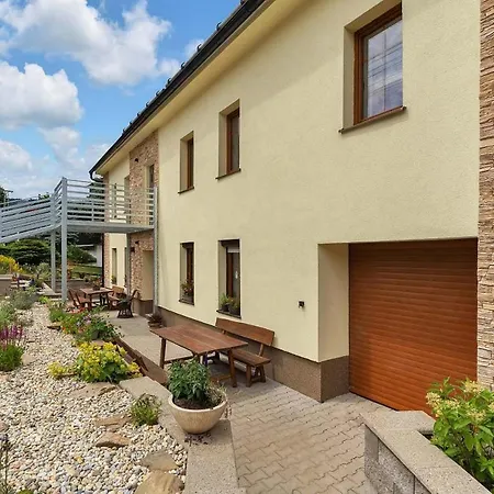 Comfortable Studio In The Ore Mountains * Loučná pod Klínovcem